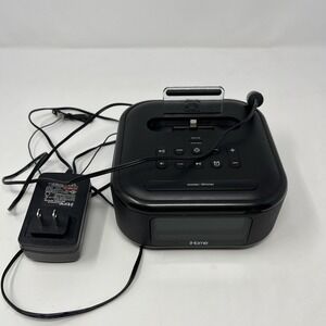 iHome IPL23 LIGHTNING DOCK  FM RADIO ALARM Black with Ac Adapter‎ *tested*